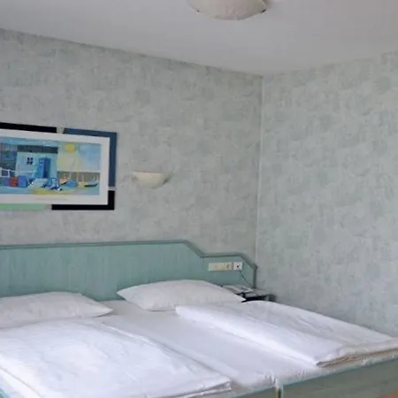 Astoria Hotel 3*