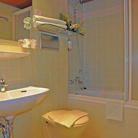 Astoria Hotel 3*