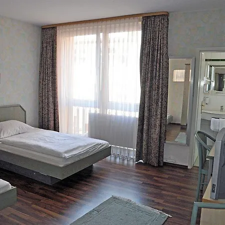 Astoria 3*