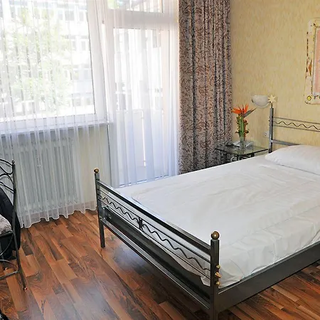 Astoria 3*