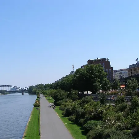 فندق Astoria