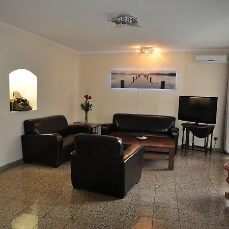 Astoria Hotel 3*